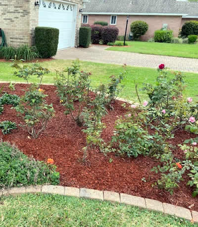 Professional Mulch and Pine Straw Installation Services Destin, Fort Walton Beach, Niceville, and Shalimar, Florida